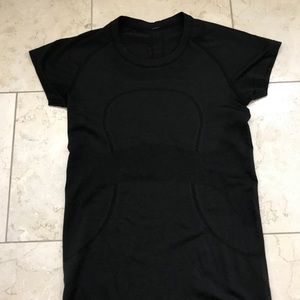 Black Lululemon size 6 Run Swifty Tee